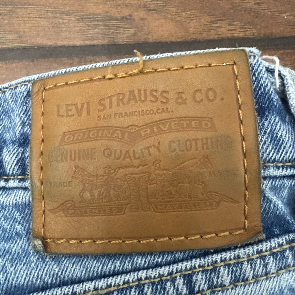 Levis Premium Wedgie Jeans Women's 27 (27.5 x 27) Blue Denim Button Fly Big E - Picture 10 of 15